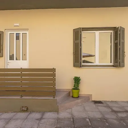 Ilianas Home Kalamata Exterior photo